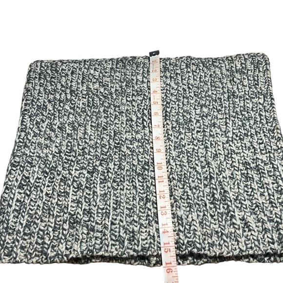 ARITZIA SUNDAY BEST NWT Wool Blend Hemingway Infinity Scarf in Heather Birch O/S - Picture 4 of 8